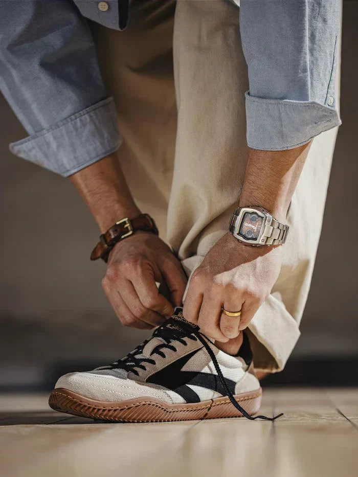 Thomas | Lace-Up Classic Sneakers